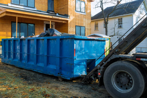 Best Yard Waste Removal  in Waverly, IL